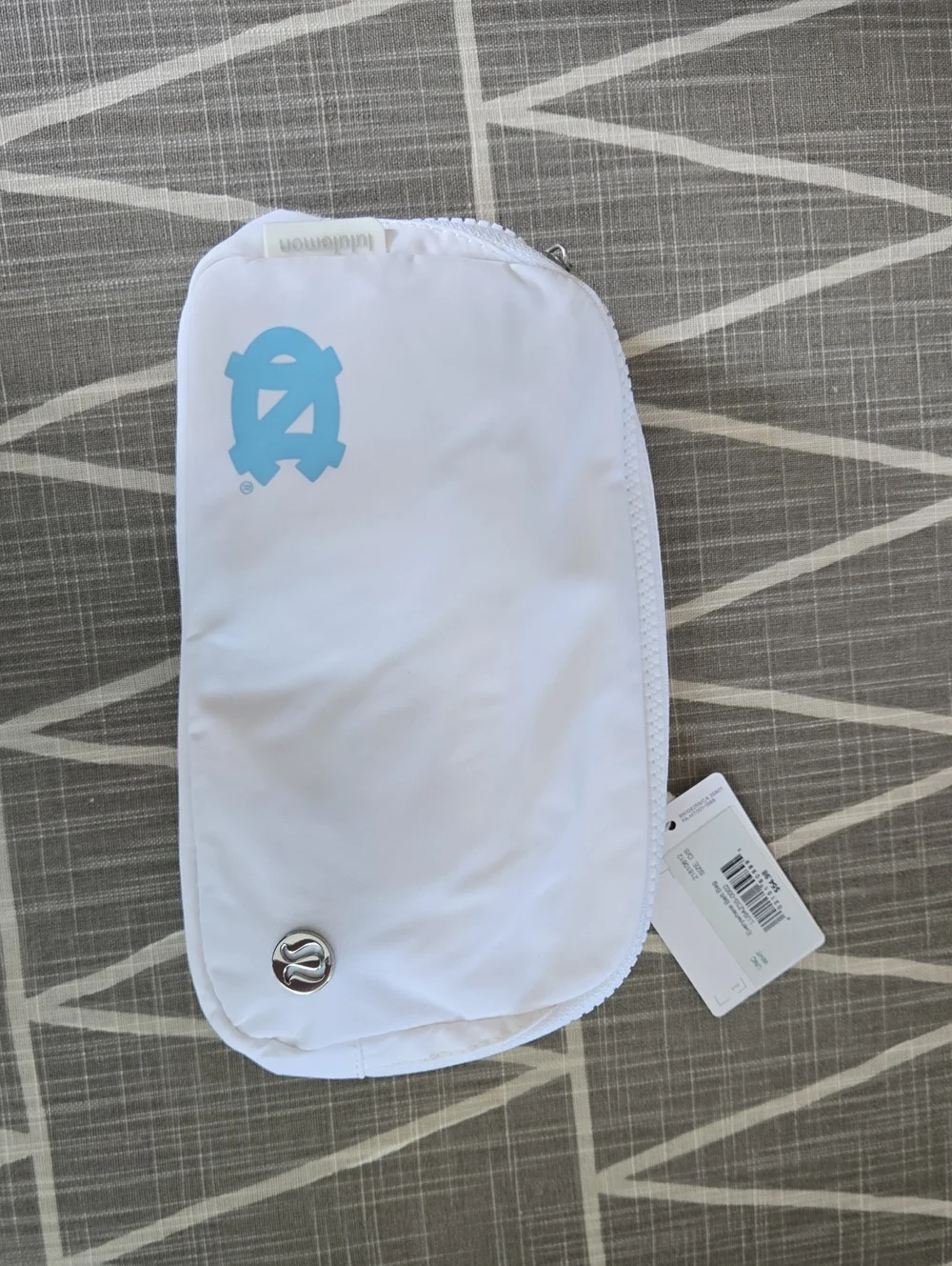 UNC Lululemon Belt Bag